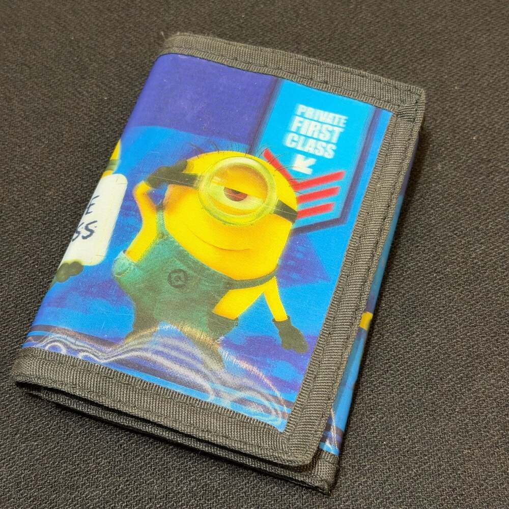 Minions Despicable Me Private First Class Trifold Canvas Wallet